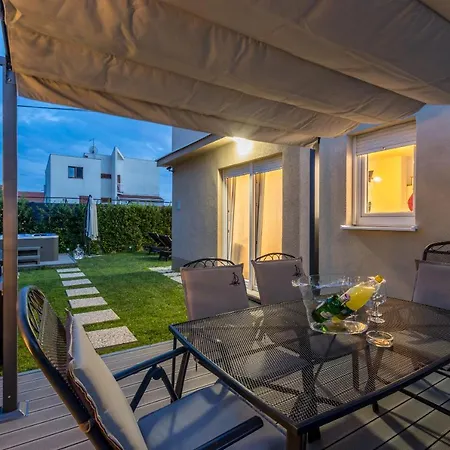 Apartment Dolce D Kastela